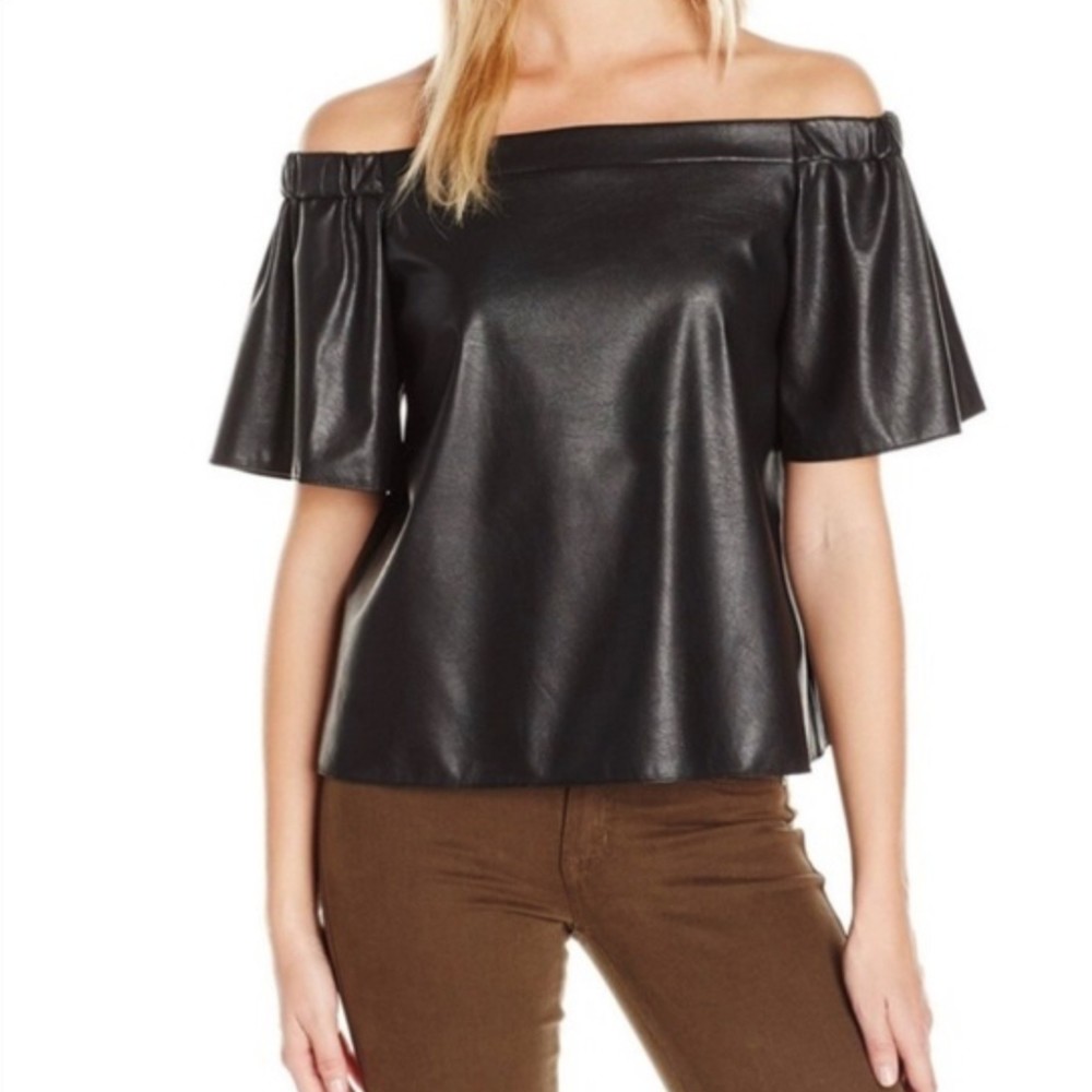 Bailey 44 Black Off-Shoulder Short Sleeve Top